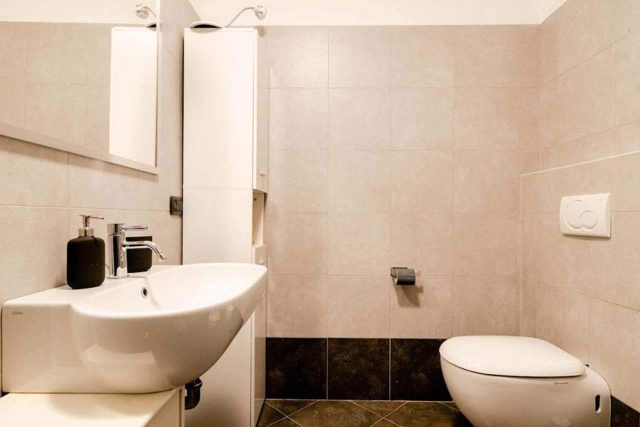 Central Studio Apartment - 24H Self Checkin Milan Extérieur photo